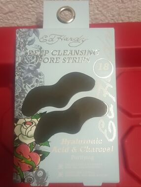 NWT Ed Hardy Pore Strips